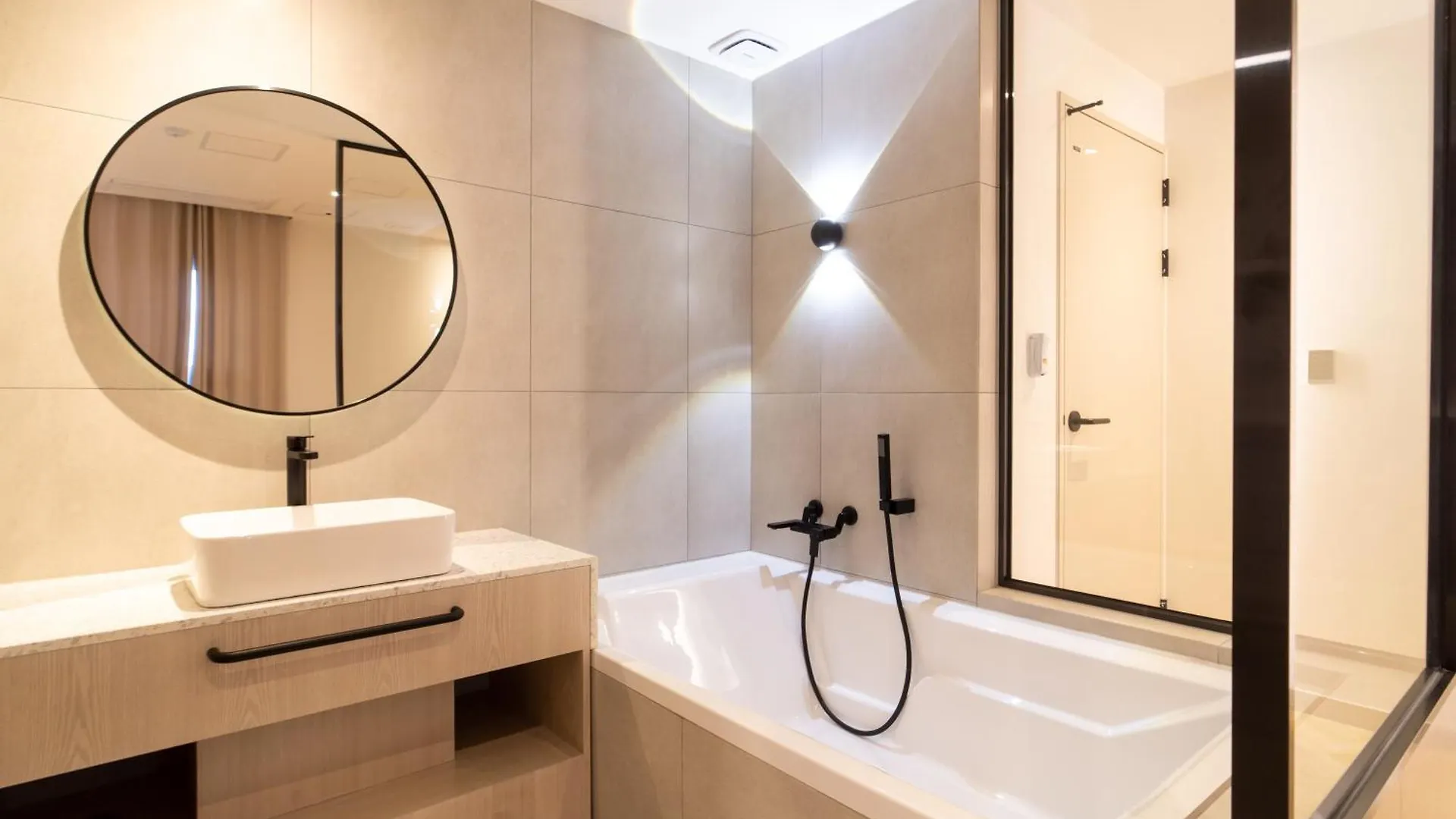***  Goyang Hotel Yuji South Korea