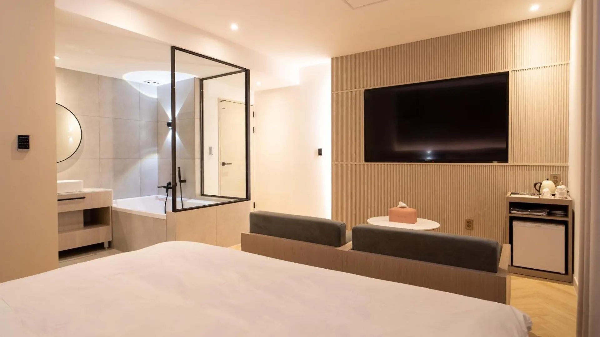 Goyang Hotel Yuji