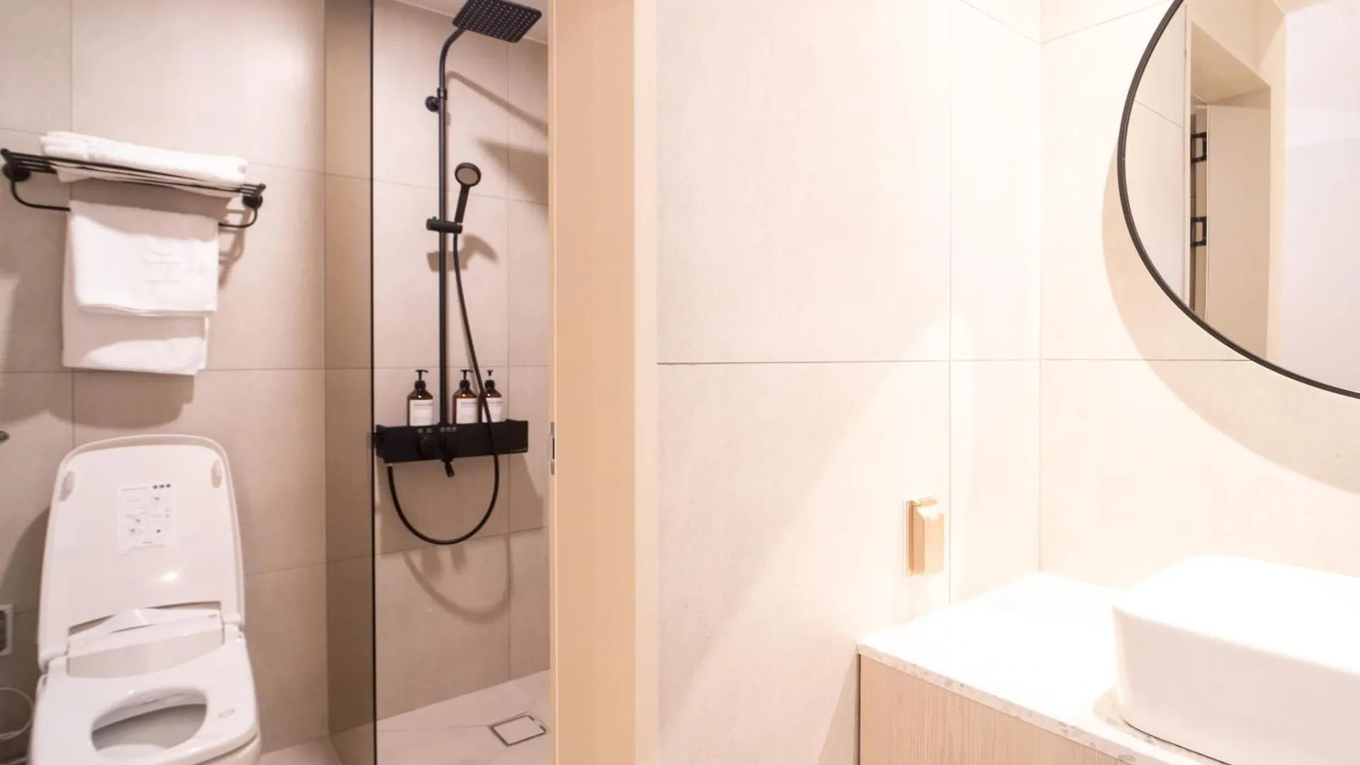 ***  Goyang Hotel Yuji South Korea